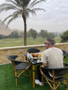 Majutusasutuse Jazal Pyramids View Hotel külastajad