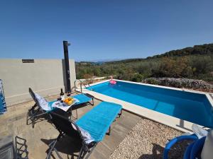 Πισίνα στο ή κοντά στο 4 star Duplex apartment "Maginja", with private heated POOL & seaview