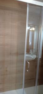 A bathroom at Pensión A Fonte