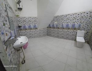 Et bad på New Hotel subhadra
