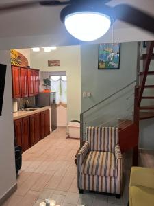 Cucina o angolo cottura di Enchanting 3 BR 2 Bath Condo in the Heart of Jaco