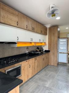 Kuchyň nebo kuchyňský kout v ubytování KAJAZZ properties