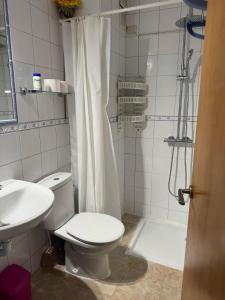 Koupelna v ubytování Cordula 1 RGENT 12345