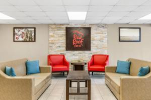Area soggiorno di Red Roof Inn Stroudsburg