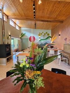 Foto de la galeria de Espaço Canto a Santo Antônio do Pinhal