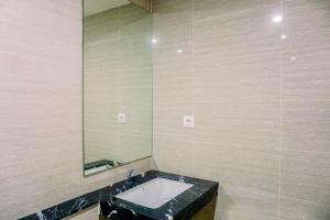 Fotografie z fotogalerie ubytování Spacious and Elegant 2BR with Private Lift at Hillcrest House Apartment By Travelio v destinaci Tangerang + 19 fotografií