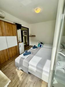 Postel nebo postele na pokoji v ubytování Apartman & rooms Draga