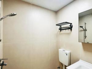 Ένα μπάνιο στο Canon Youth Hostel