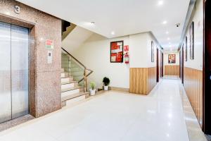 Fotografie z fotogalerie ubytování Townhouse Sector 122 Noida Formerly Hotel Zineb v destinaci Noida