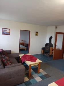 Posedenie v ubytovaní Apartmán Bokova chata