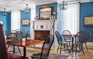 The Cadillac House Lexington, Tapestry Collection By Hilton的休息区