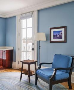The Cadillac House Lexington, Tapestry Collection By Hilton的休息区