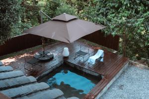 Κήπος έξω από το YunXi ChanYi Forest Soup Spring Resort Hotel ,Provides pick-up service and tea leaves,Drink Chinese wild tea leaves