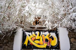 Raybo Hostel - Serene stay with 5 mins walk from the main market durante l'inverno