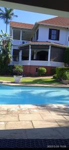 Bazén v ubytování Audacia Manor Boutique Hotel nebo v jeho okolí