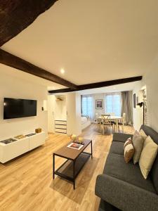 Телевизор и/или развлекательный центр в Le petit Vasselot, Centre de Rennes