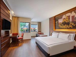 Postel nebo postele na pokoji v ubytování Novotel Phuket Vintage Park Resort