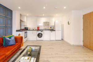 Η κουζίνα ή μικρή κουζίνα στο The Chic Nexus Apartment 2023 New-Build
