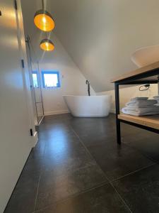 Koupelna v ubytování B&B Villa Mimosa + 30 fotografií