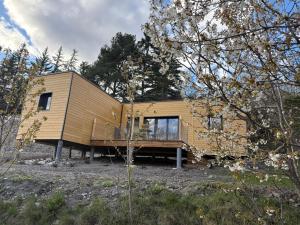 Hoone, kus Palkmajake asub