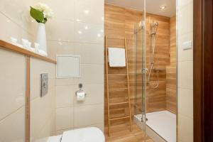 Kúpeľňa v ubytovaní Jasnoszary Apartament Sun Seasons 24 w Kołobrzegu Blisko Morza by Noclegi Renters