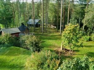 Zahrada ubytování Hotelli Möhkön Rajakartano - Ilomantsi