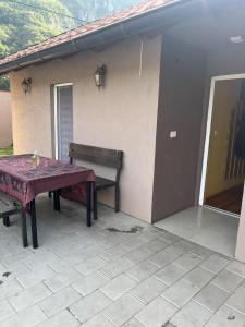 Patio nebo venkovní prostory v ubytování Apartmane Savic