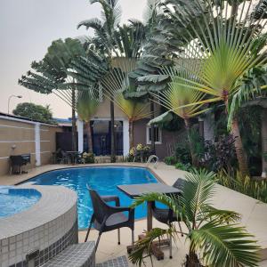 Bazén v ubytování HOD Apartments nebo v jeho okolí