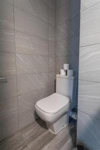 Koupelna v ubytování 4 Bed Home Near New Cross Hospital-Contractors, Relocation, Families