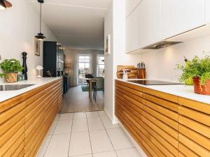 Køkken eller tekøkken på 4 star holiday home in Vedbæk + 31 billeder