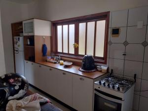 Η κουζίνα ή μικρή κουζίνα στο Casa Baru
