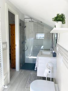 Galeriebild der Unterkunft La Casa di Nina in Cuneo + 6 Fotos