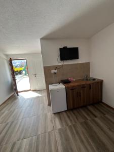 Eldhús eða eldhúskrókur á Hotel Lovac