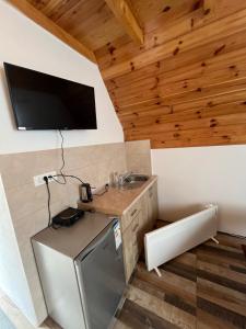 Eldhús eða eldhúskrókur á Hotel Lovac