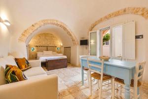 A seating area at Masseria Macchia