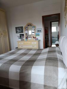 Ένα ή περισσότερα κρεβάτια σε δωμάτιο στο Private room Talika - Apartment shared with the Host +1 φωτογραφίες