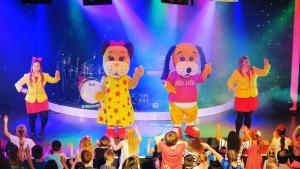 Tetamu yang menginap di Chantelle & Ashleys Caravan Getaway