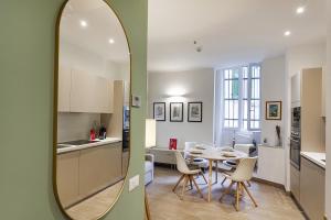 Brignole de Ferrari Refined Home by Wonderful Italy tesisinde mutfak veya mini mutfak