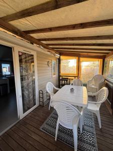 Gallery image of Le Lac des Rêves in Lattes