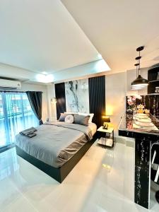 Η κουζίνα ή μικρή κουζίνα στο VIRAPLACe2#