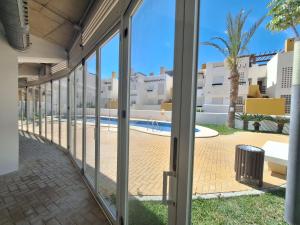 The swimming pool at or close to Lomas del Mar 5 Bajo