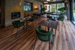 TV a/nebo společenská místnost v ubytování Hotel & Garden U Holubů