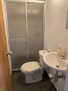 Ένα μπάνιο στο Apartamento de 3 Habitaciones Maximo 8 Personas