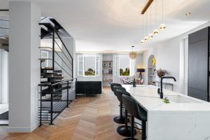 Гостиная зона в HSAUVAN - Villa Design Swimming Pool Sea View