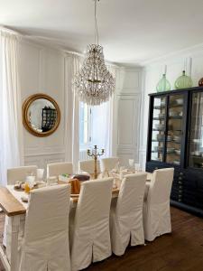 Fotografie z fotogalerie ubytování Le Clos Notre Dame hôtel particulier hypercentre Poitiers v destinaci Poitiers