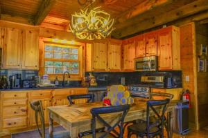 Η κουζίνα ή μικρή κουζίνα στο Nestled getaway