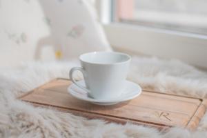 Příslušenství pro přípravu čaje a kávy v ubytování Apartma Roner