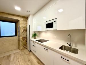 A kitchen or kitchenette at Morada Atlántica
