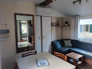 Φωτογραφία από το άλμπουμ του Mobil Home climatisé 3 chambres - Parc des 7 fonts σε Agde +7 φωτογραφίες