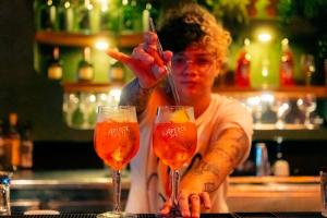 Viajero Cartagena - Getsemaní Hostel的酒水